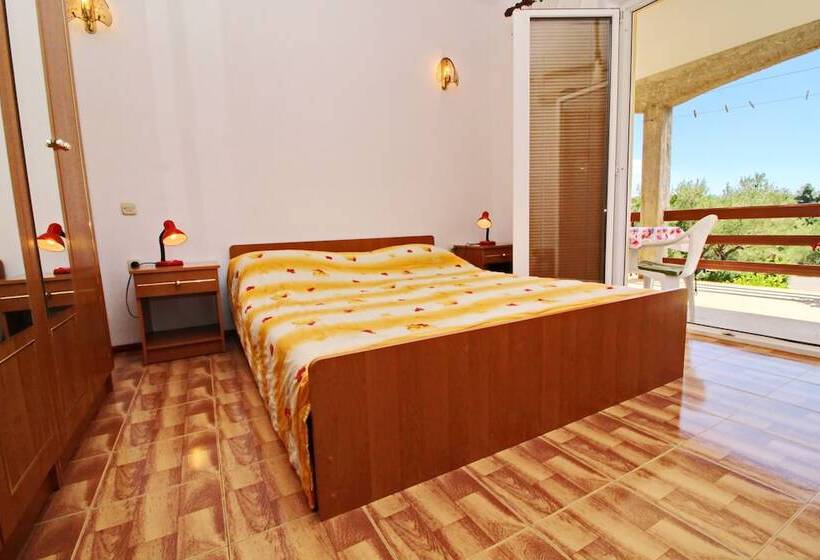Апартаменты Комфорт 1 Спальня, Apartments Veselka