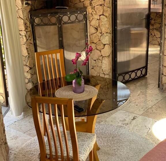 سوییت لوکس, Cabañas Caballieri
