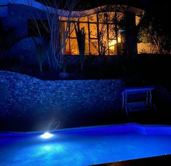 استودیوی لوکس, Cabañas Caballieri