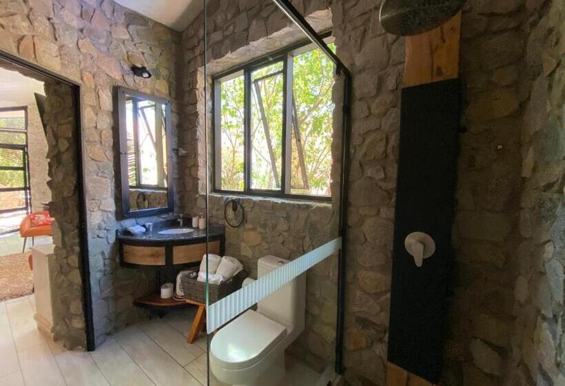 استودیوی لوکس, Cabañas Caballieri