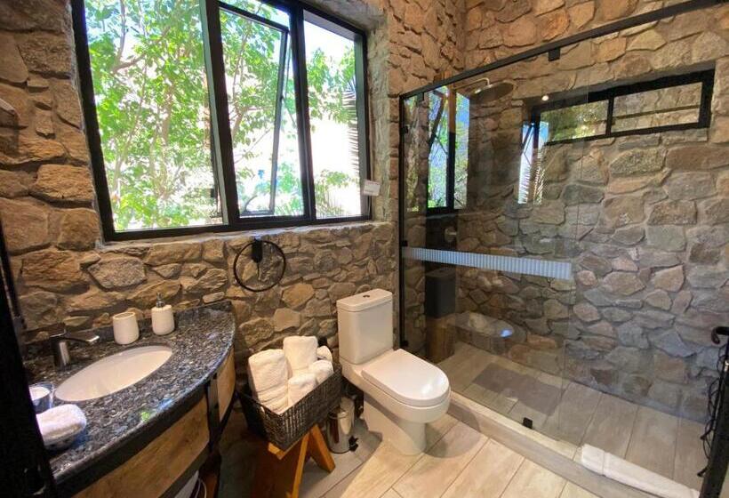 استودیوی لوکس, Cabañas Caballieri