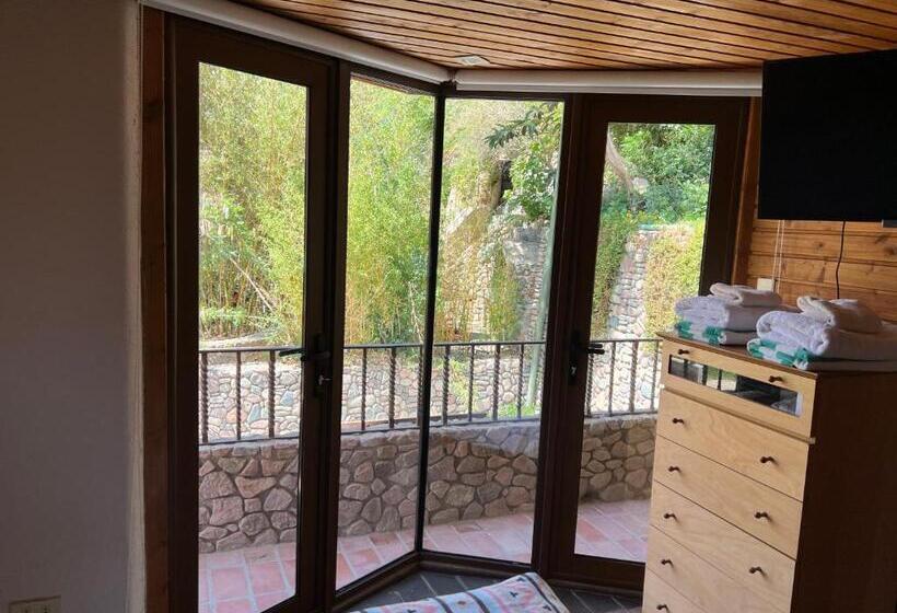 بنگله خانوادگی, Cabañas Caballieri