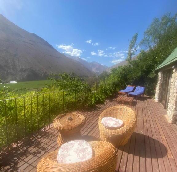 Deluxe Suite King Bed, Cabañas Caballieri