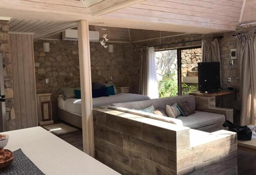 Deluxe Suite King Bed, Cabañas Caballieri
