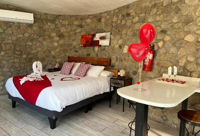 استودیوی لوکس, Cabañas Caballieri