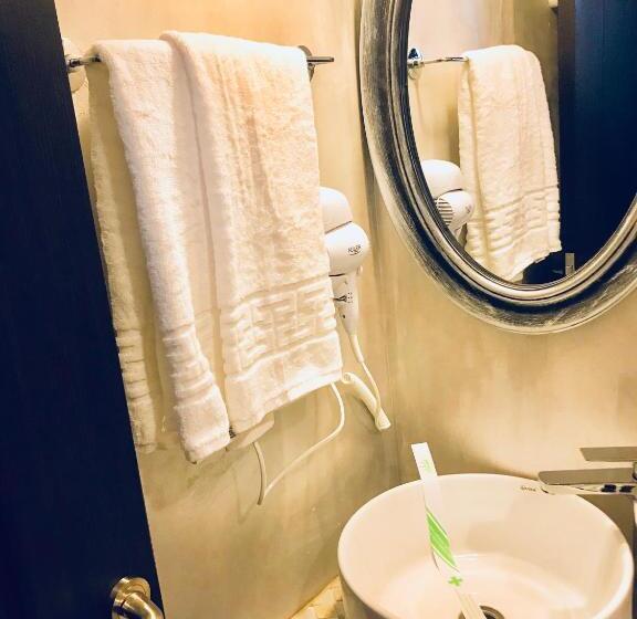 اتاق لوکس, Vila 18 Hotel Boutique