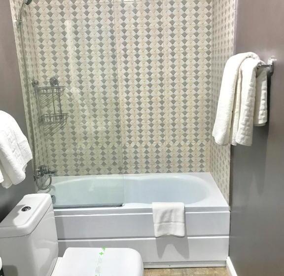 Deluxe Suite King Bed, Vila 18 Hotel Boutique