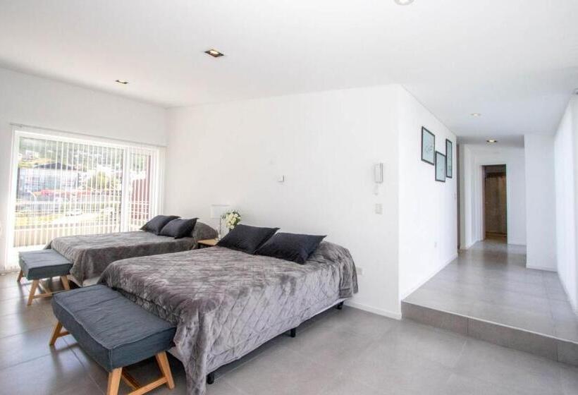 استودیوی لوکس, De La Costa Apartamentos