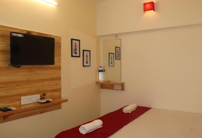 Семейный Номер Deluxe, Grand Suites Srirangam