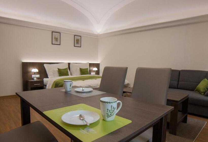 Апартаменты 1 Спальня, Mecset Apartman