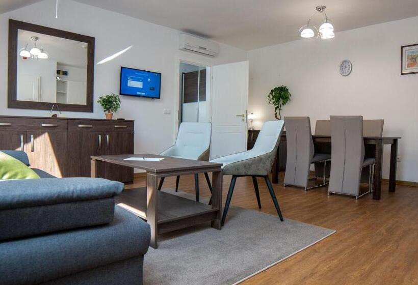آپارتمان لوکس 1 خوابه, Mecset Apartman