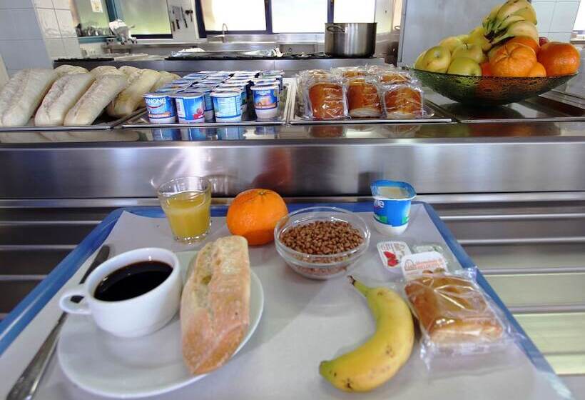 اتاق استاندارد با سرویس بهداشتی مشترک, Bilbao Hostel