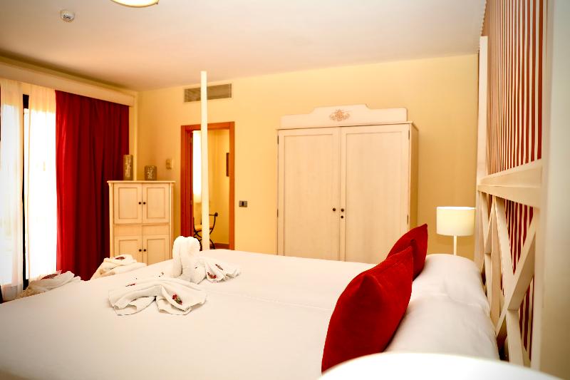 Junior Suite, Grand Muthu Golf Plaza Hotel & Spa