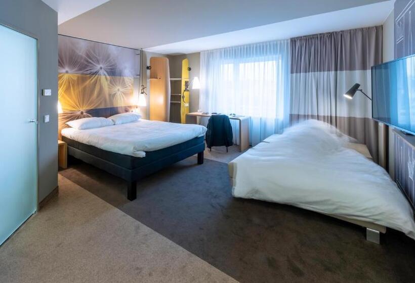 Семейный Номер, Ibis Luebeck City