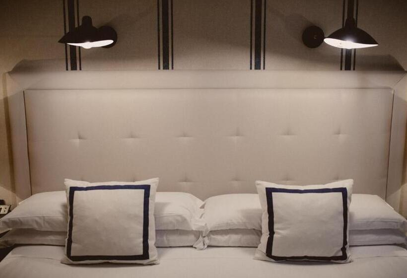 디럭스 룸 킹사이즈 침대, Mercure Jardines De Albia