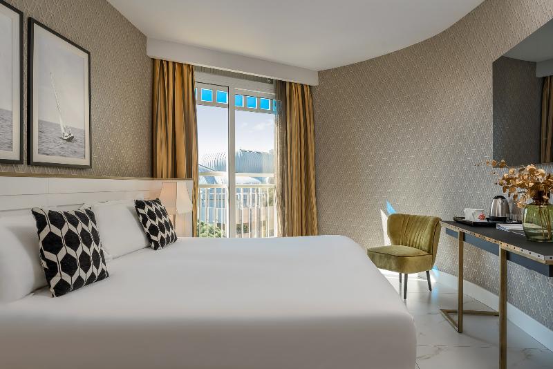 اتاق استاندارد با چشم‌انداز شهر, Savoia Hotel Rimini