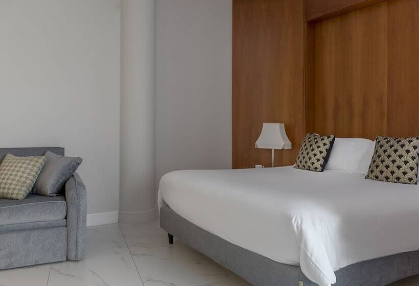 اتاق استاندارد با چشم‌انداز شهر, Savoia Hotel Rimini