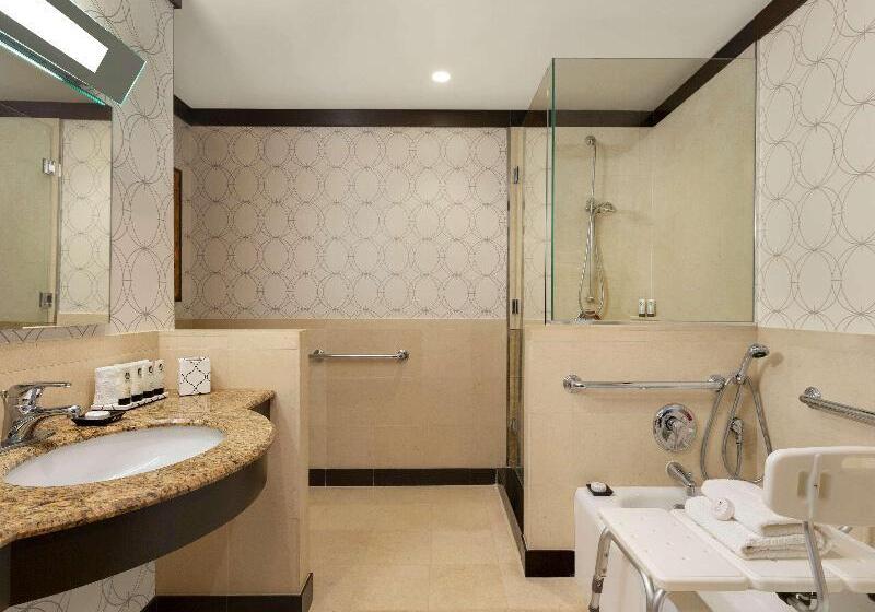 اتاق سوپریور با تخت بزرگ, Sofitel Philadelphia At Rittenhouse Square