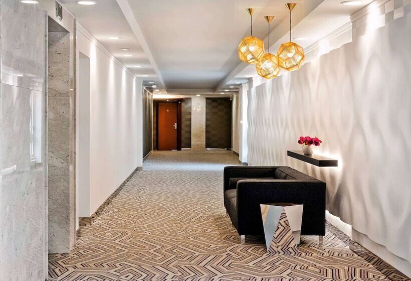 Superior Szoba, Sofitel Warsaw Victoria
