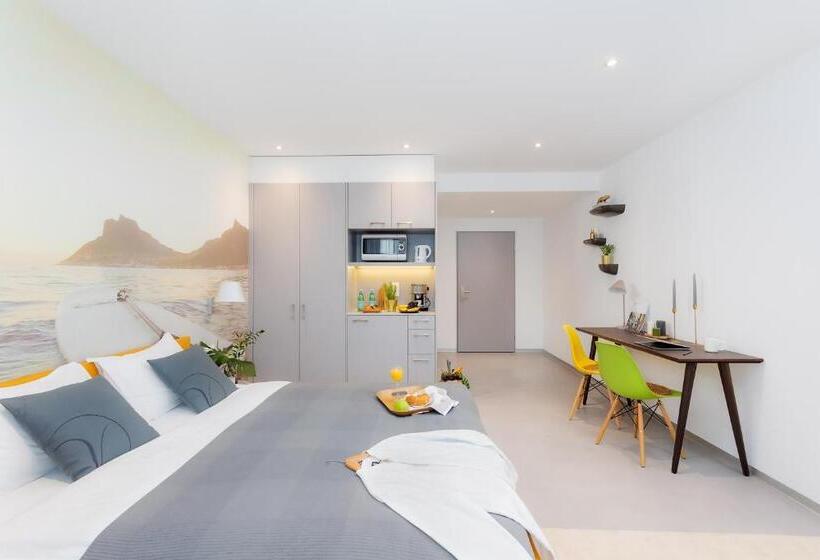 سوئیت با بالکن, VISIONAPARTMENTS Hôtel de Famille