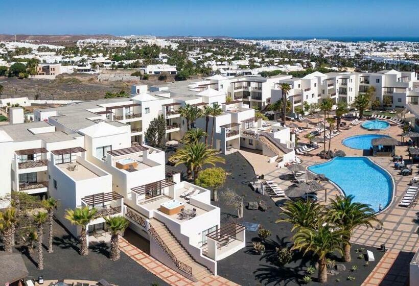 Люкс Вид на Бассейн, Vitalclass Lanzarote Resort