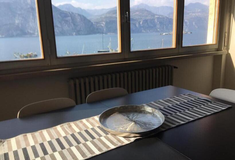 1 Bedroom Apartment Lake View, Casa Ines Fronte Lago