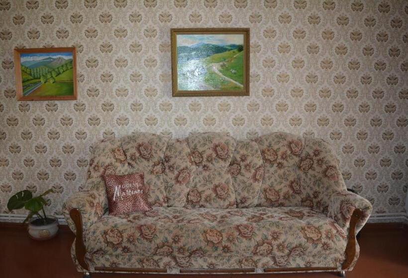 １ベッドルームハウス, Sweet Home