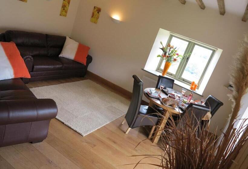 خانه 2 خوابه, Hopeend Holidays Cottage