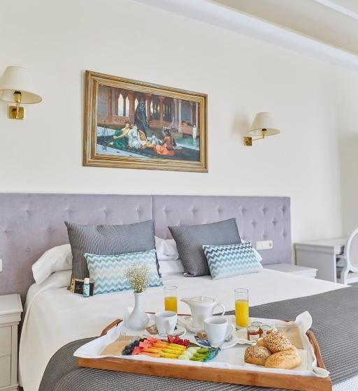オーシャンビューデラックスルームバルコニー付き, Grand Hotel Palladium Santa Eulalia Del Río
