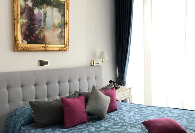 Quarto Deluxe, Capri Bougainville