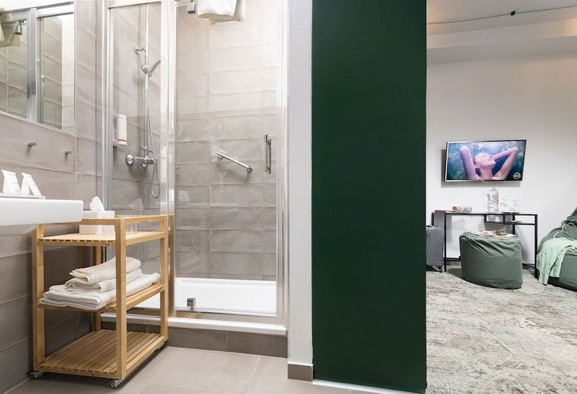 디럭스 룸, Three Corners Hotel Anna
