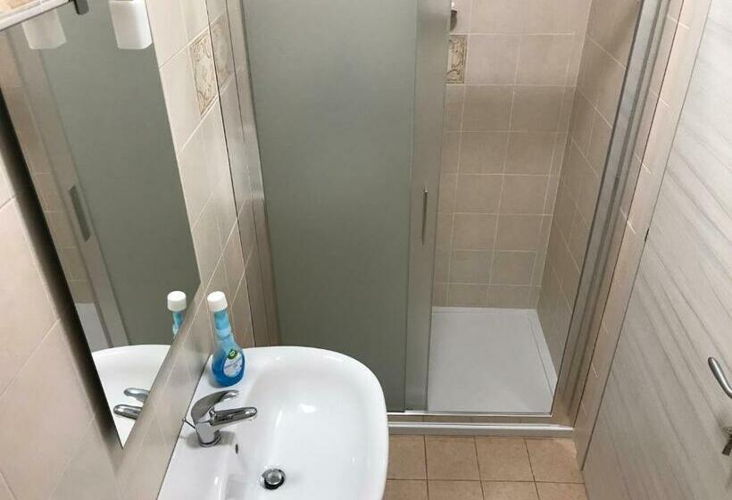 اتاق استاندارد یک نفره, B&b Giulia