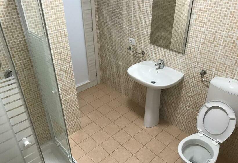 اتاق استاندارد سه نفره, B&b Giulia