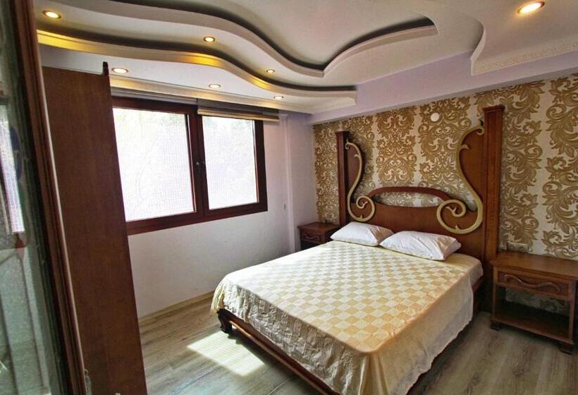 آپارتمان 1 خوابه با چشم‌انداز دریا, George S Boutique