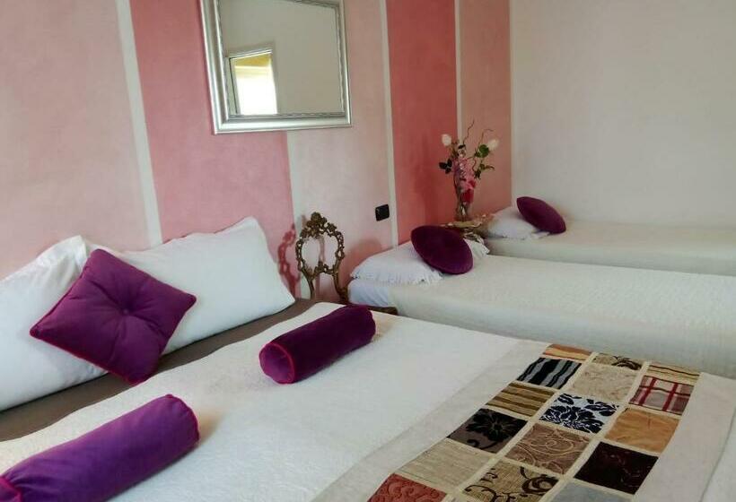 اتاق خانوادگی, B&b Gardasee