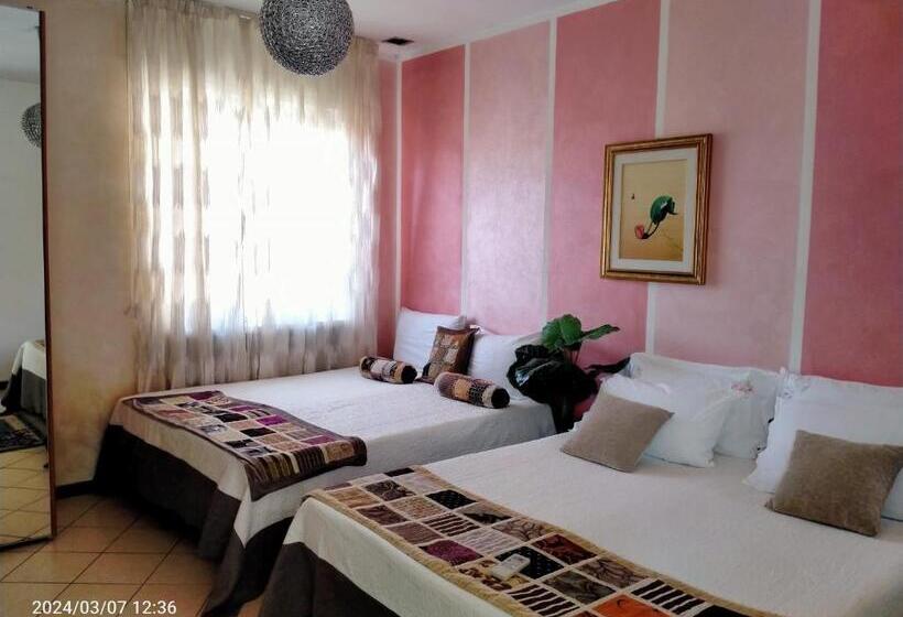 اتاق خانوادگی, B&b Gardasee