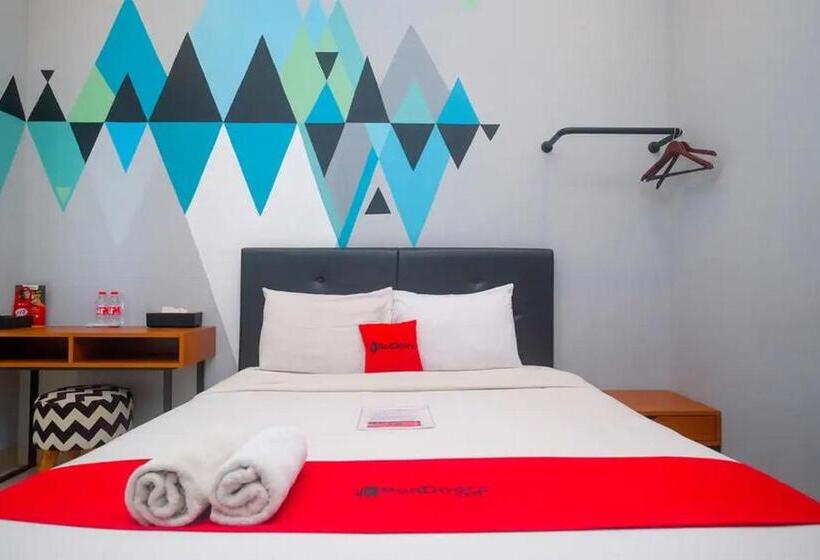 Номер Стандарт, Reddoorz Near Sindu Kusuma Edupark 3