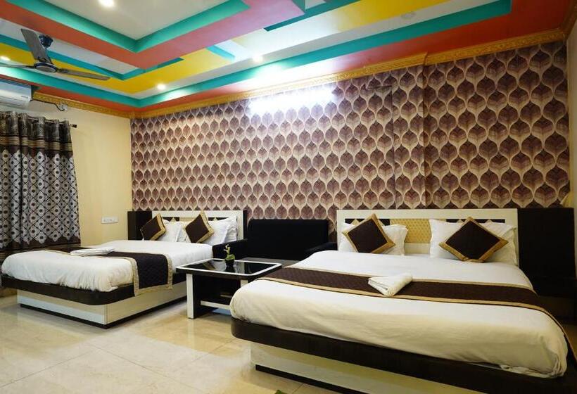 Familjerum, Tirupati Lodge Njp
