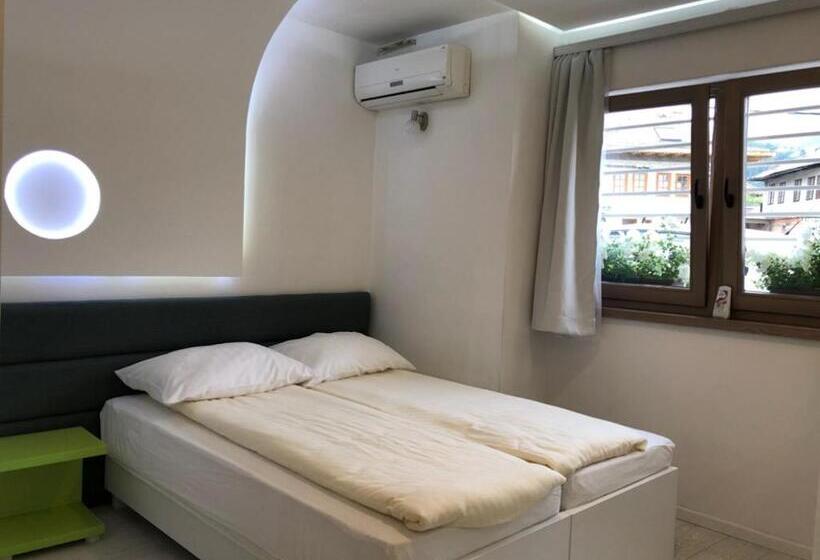 اتاق لوکس سه تخته, Guesthouse Biser
