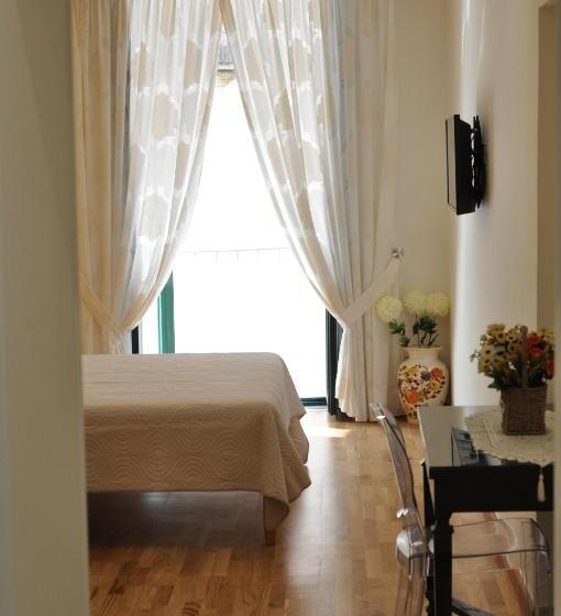اتاق لوکس با بالکن, Salerno Costa D Amalfi Suite