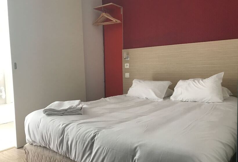 Номер Стандарт, Hôtel Grenoble Voreppe