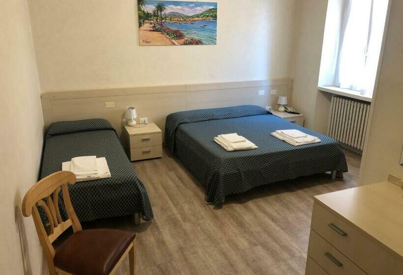 اتاق استاندارد سه نفره, Antico Albergo