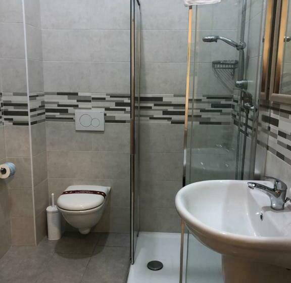 اتاق استاندارد سه نفره, Antico Albergo