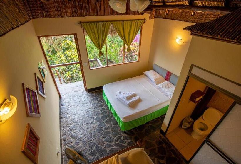 اتاق استاندارد چهار تخته, Paradiso Hostel