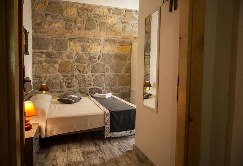 Номер Стандарт, Locanda Villa Naumanni