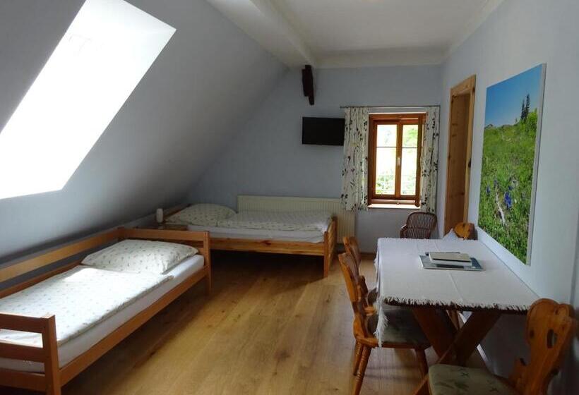 Семейный Номер, Gasthof Eschau