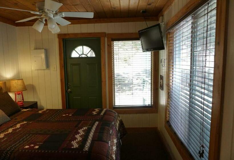 Номер Deluxe, Shaver Lake Village