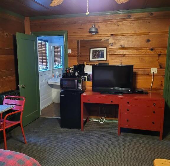 Номер Стандарт, Shaver Lake Village