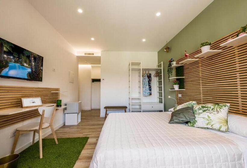 Номер Стандарт, Il Parco Dei Poeti B&b