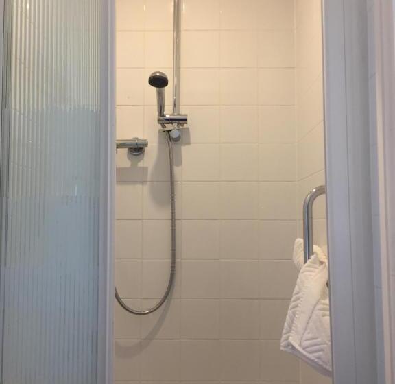اتاق لوکس با بالکن و چشم‌انداز دریا, Coral Gables Guesthouse & Campsite